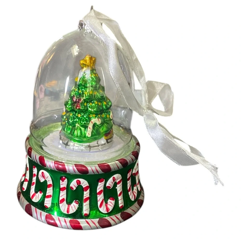 Mr. Christmas Spinning Christmas Tree Ornament Music Box: “Oh Christmas Tree”